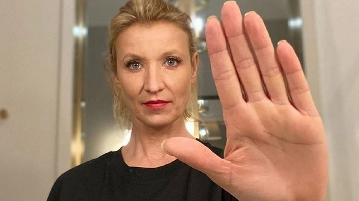 alexandra-lamy-elle-soutient-la-police-dans-un-tweet-et-se-fait-atomiser-toile