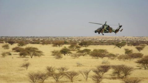 Huit personnes trouvent la mort lors du crash d'un hélicoptère en Egypte