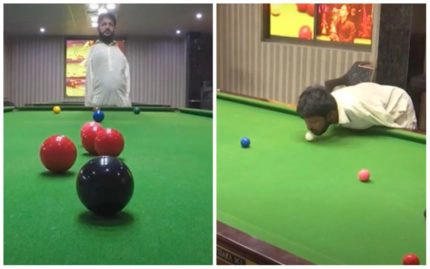 Né sans bras, il joue au billard d'une manière totalement inédite