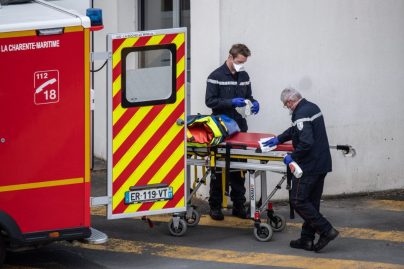 Un étudiant de 24 ans se suicide en sautant de sa fenêtre