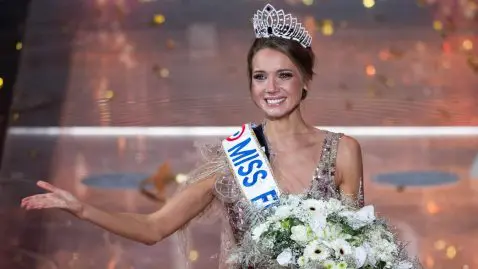 amandine petit blague jacques legros