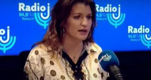 Polygamie : Schiappa évoque les "plans à trois"