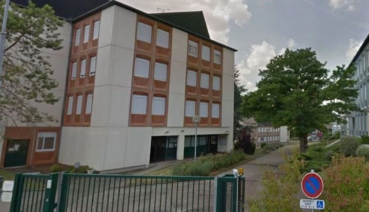 nievre-une-adolescente-se-suicide-en-se-jetant-toit-de-son-lycee