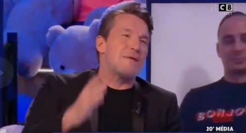 Le chroniqueur s'explique sur ses trajets en hélicoptère