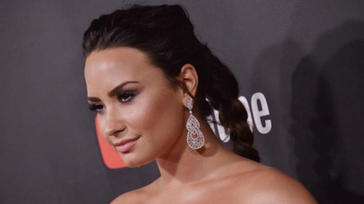 Demi Lovato raconte avoir frôlé la mort à cause d'une overdose