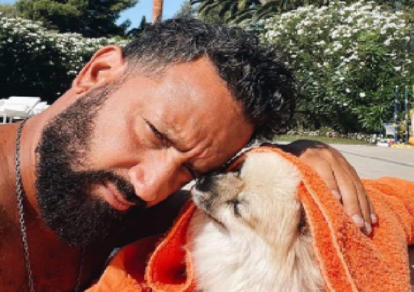 Un Chroniqueur Star De Tpmp Dans Un Tat Grave Cyril Hanouna Tr S Inquiet