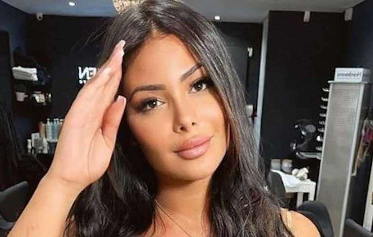 Maeva Ghennam en couple : des images avec son chéri dévoilée (vidéo)