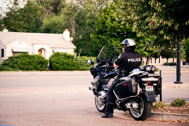 Policier accusé de viol