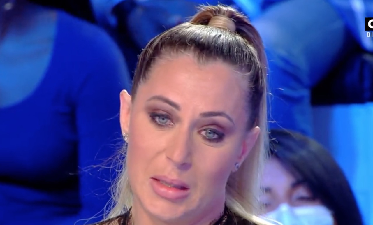 Magali Berdah Craque Sur Tpmp Elle Livre Un Témoignage Bouleversant Sur Le Meurtre De Sa Belle 7386