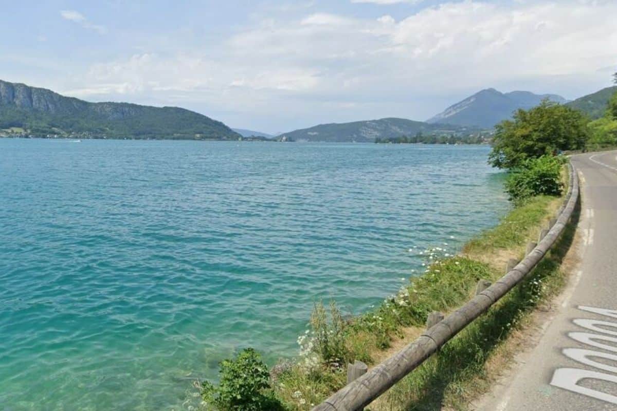 Un homme de 40 ans retrouvé mort dans sa voiture en Haute-Savoie