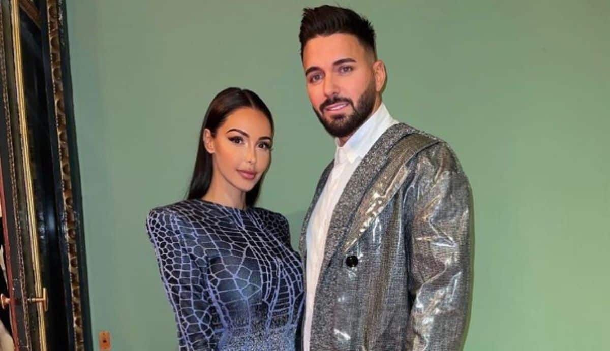 nabilla-mariage-photo-thomas-tete-poitrine