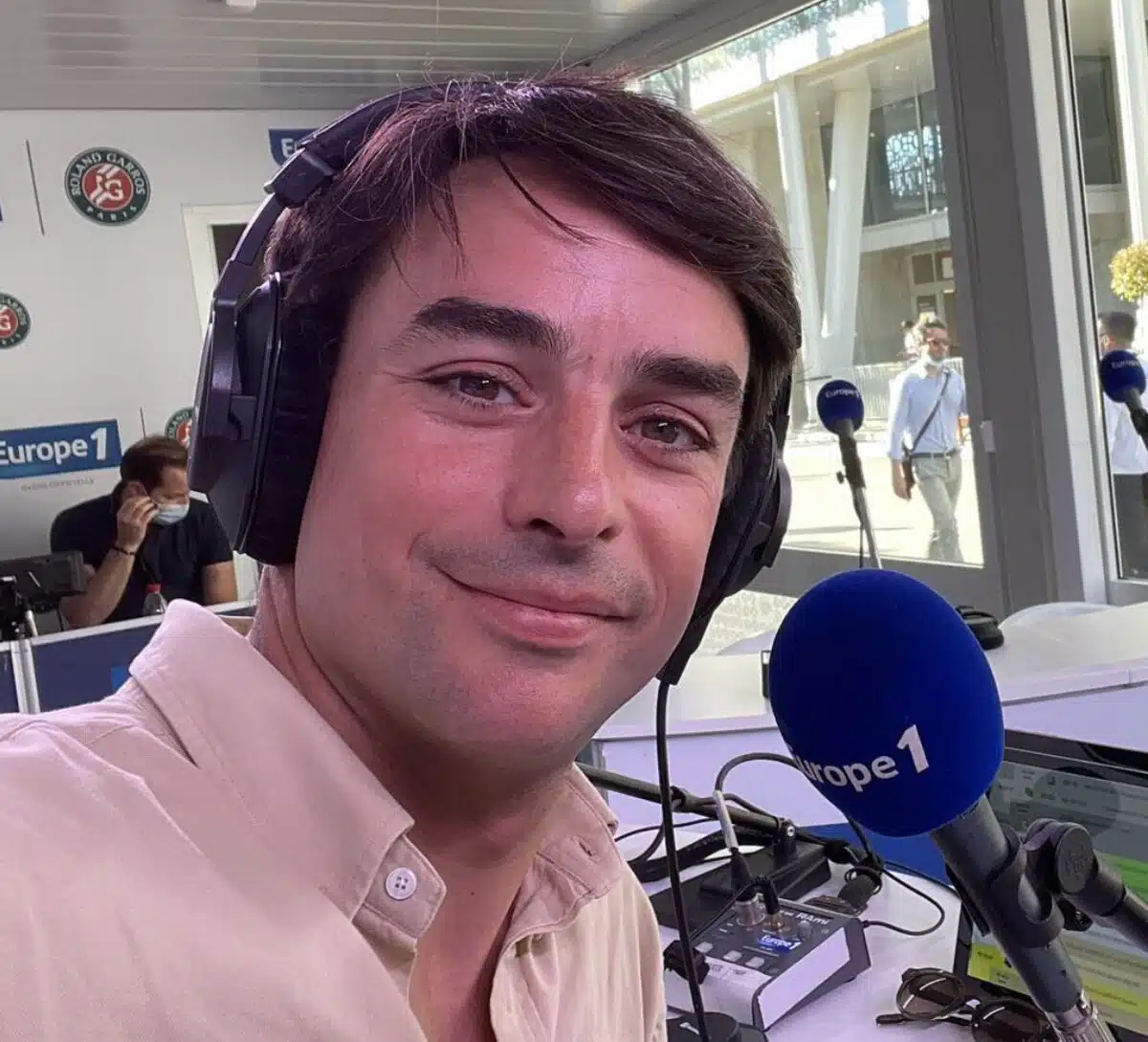 France 2 annule émission Julian Bugier