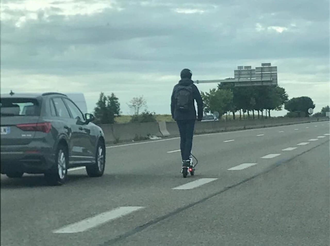 trotinette autoroute