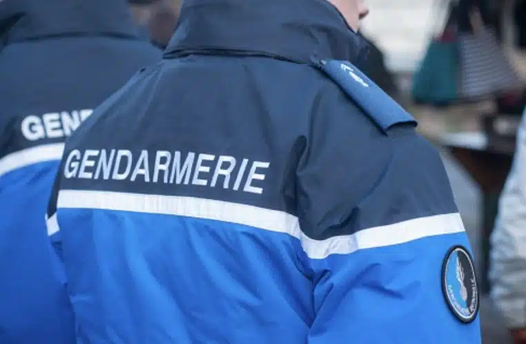 bjr vos papiers svp