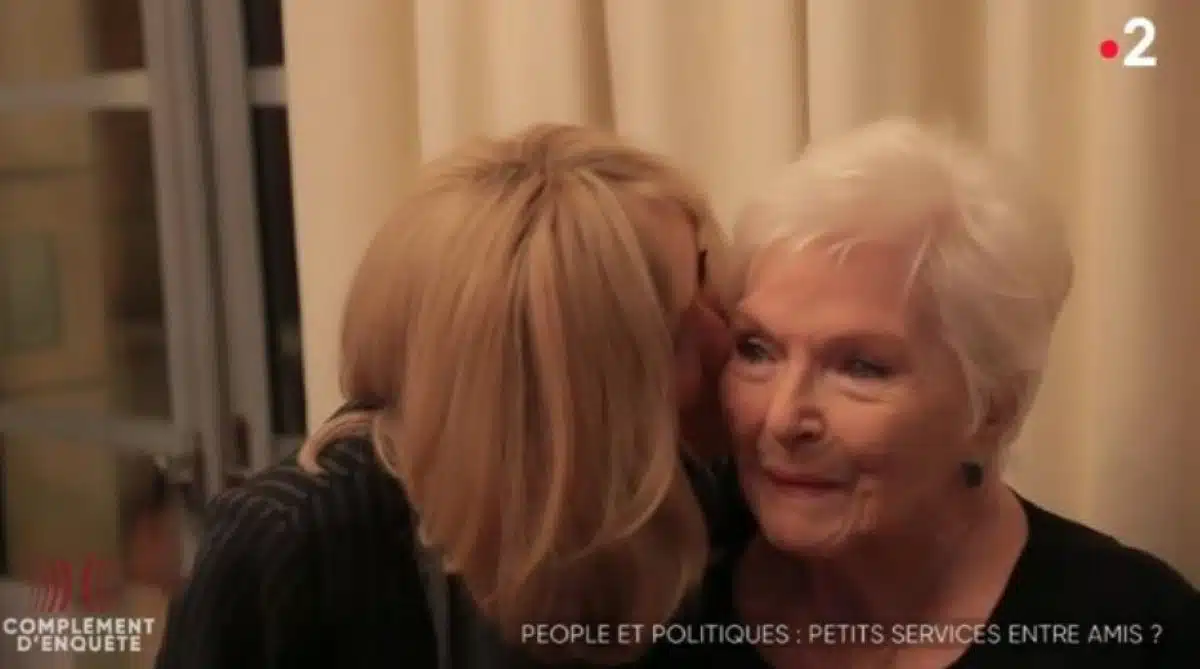 brigitte-macron-line-renaud-sequence-choquante-bise-internautes