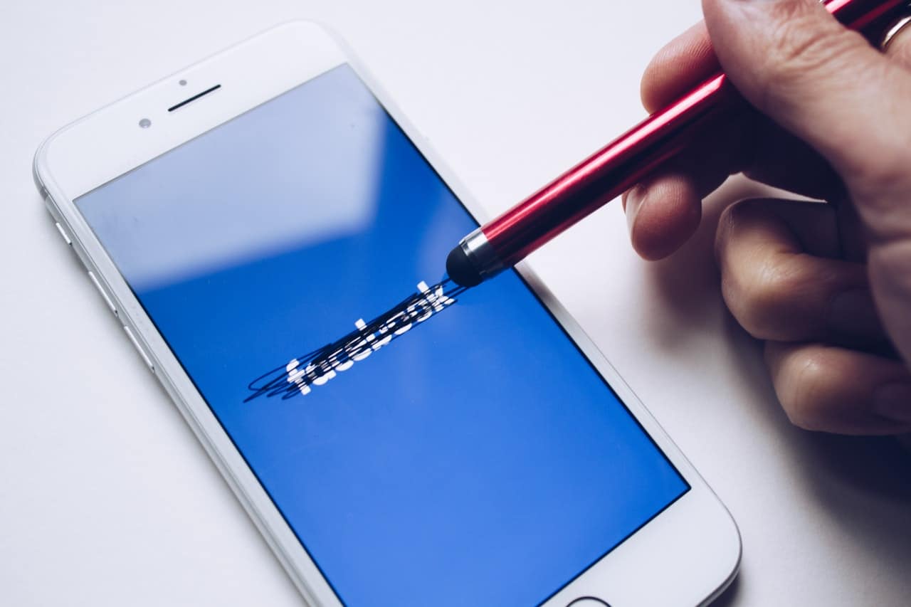Facebook abandonne sa cryptomonnaie