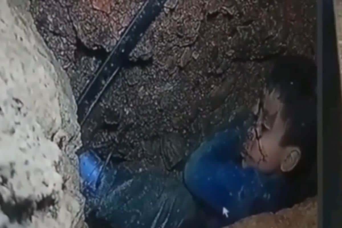 rayan enfant bloque dans puits maroc