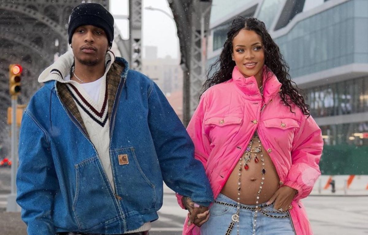 rihanna-enceinte-annonce-secret-famille-pere-reaction