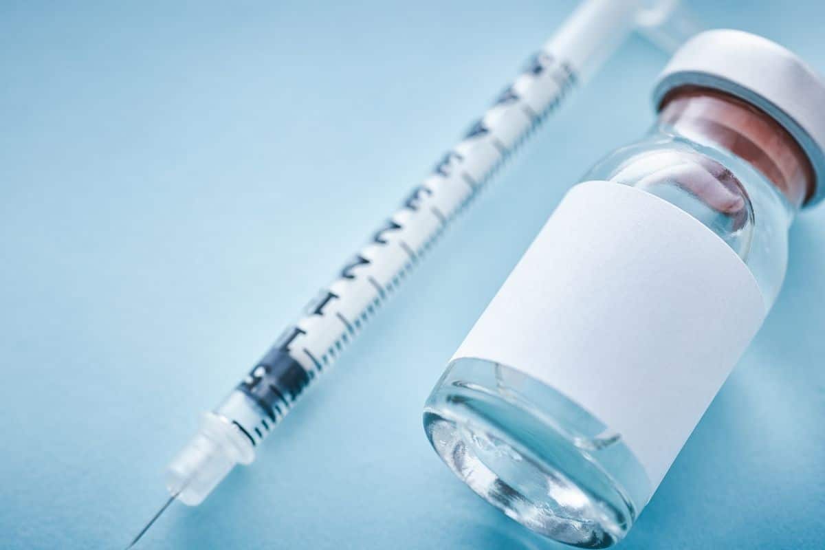 vaccin covid 19 efficace formes graves