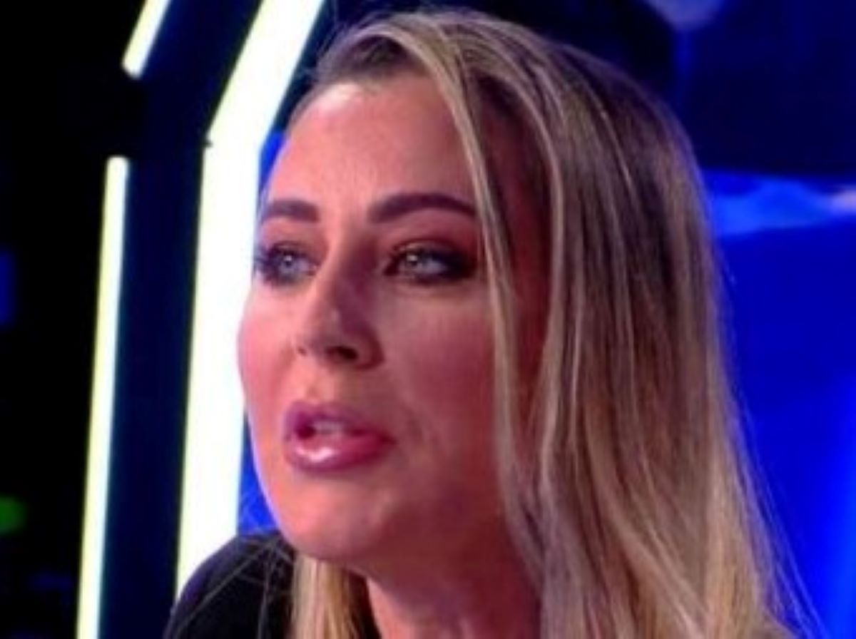 Maeva Ghennam droguée Magali Berdah fait des révélations exclusives sur le plateau de TPMP vidéo