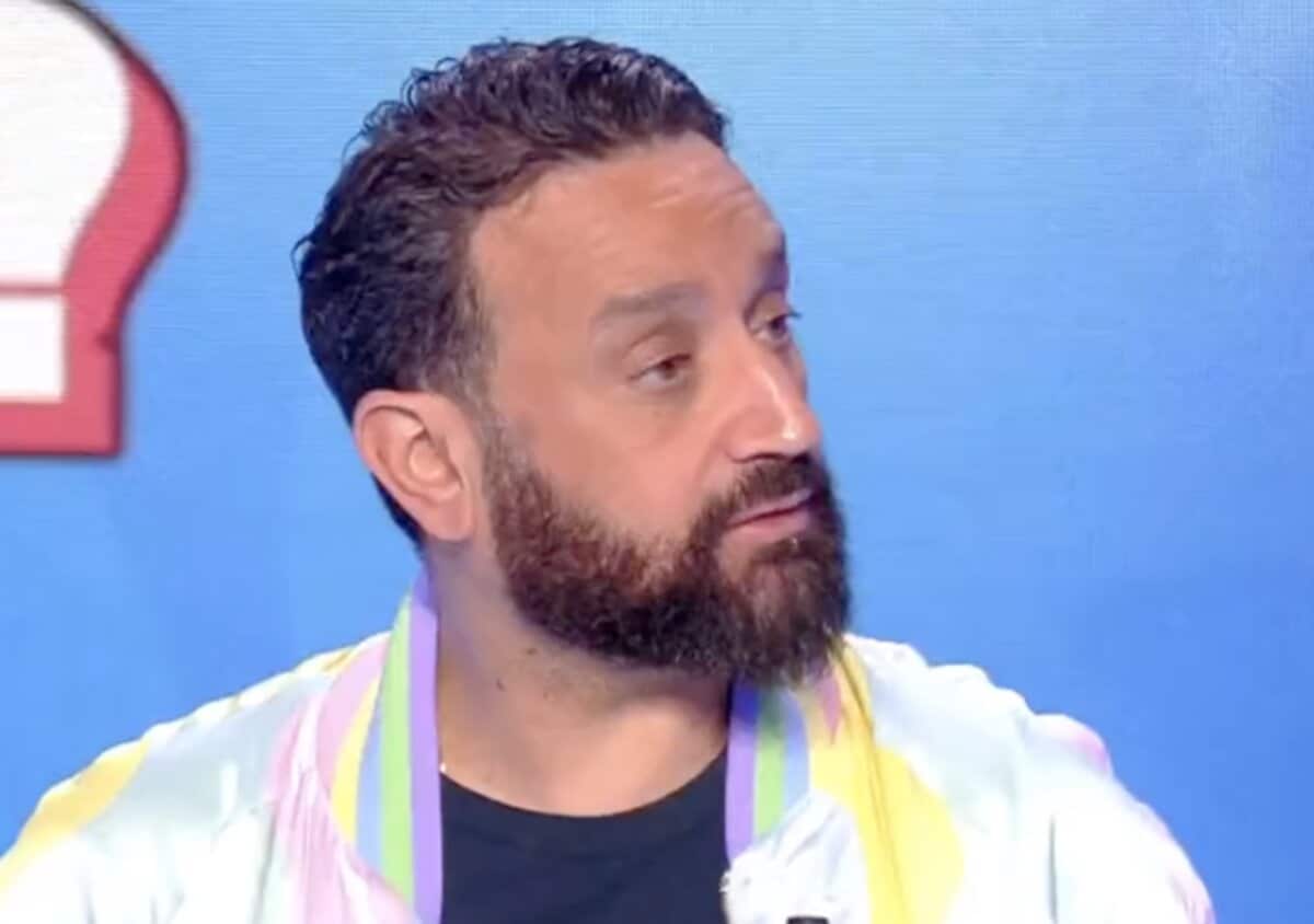 Cyril Hanouna espionné