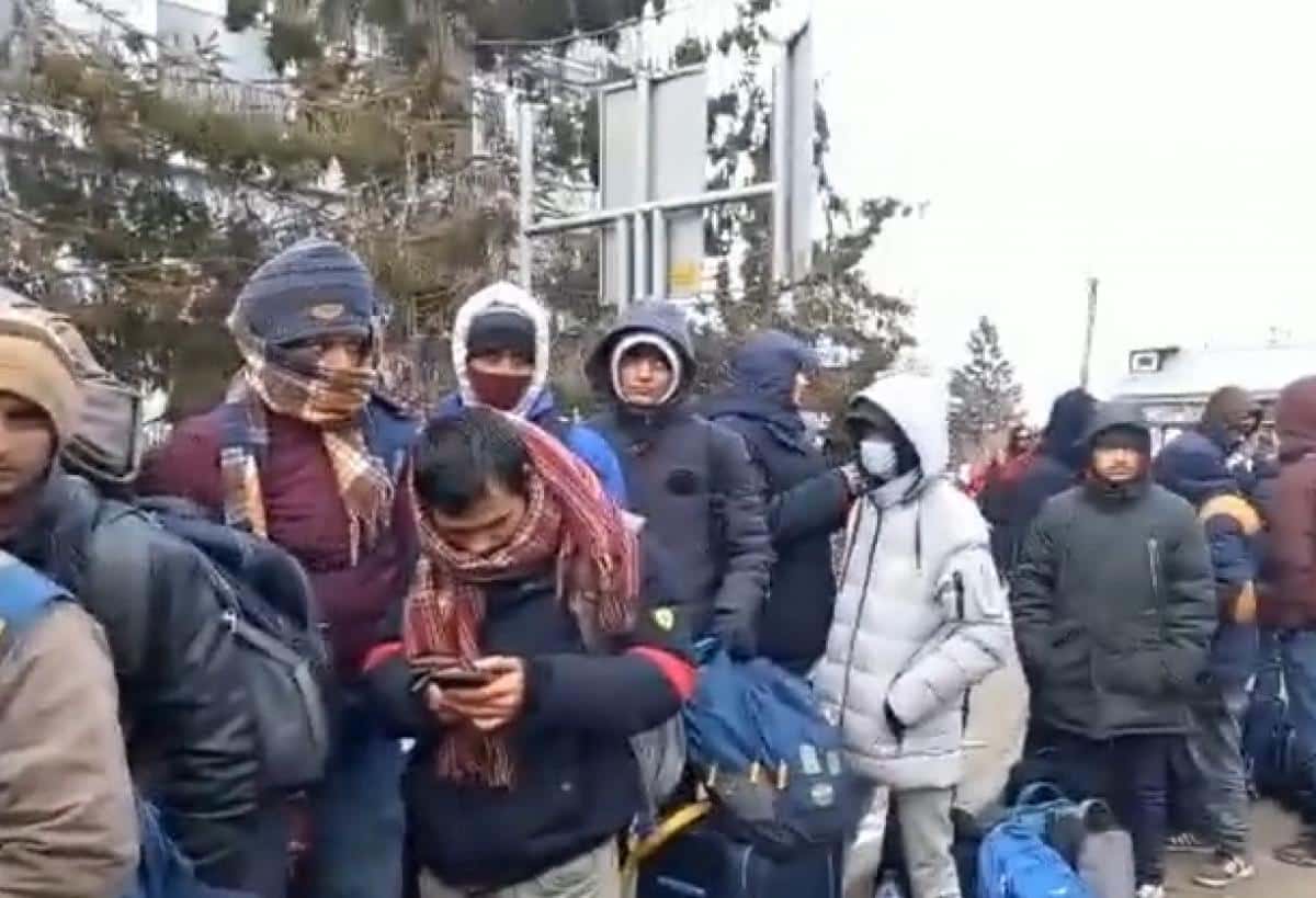 Guerre en Ukraine : des réfugiés victimes de discrimination pour quitter le pays