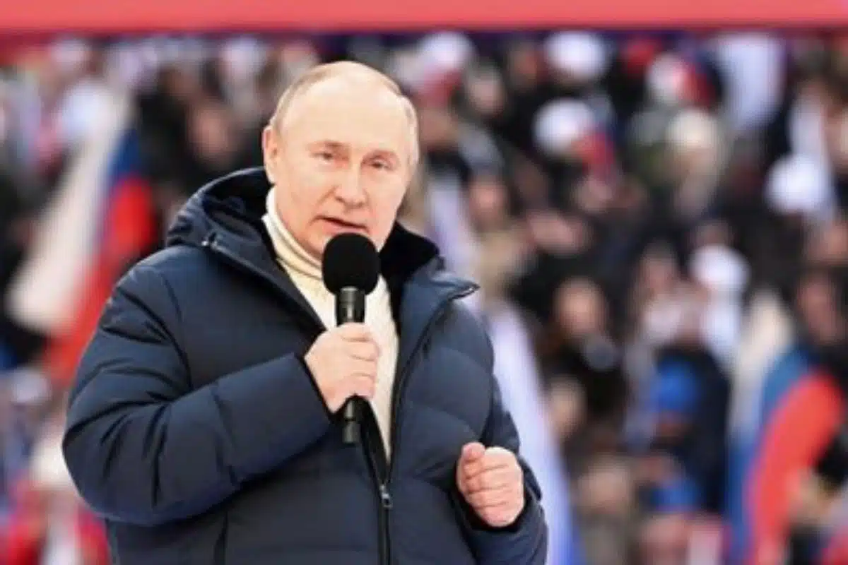 vladimir poutine rassemblement moscou guerre ukraine