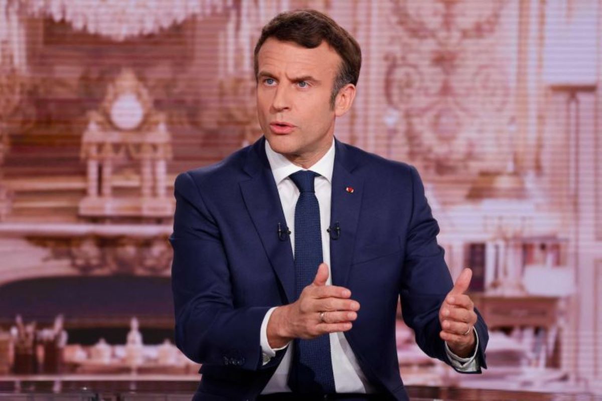 emmanuel-macron-video-refait-surface-propos-immigration