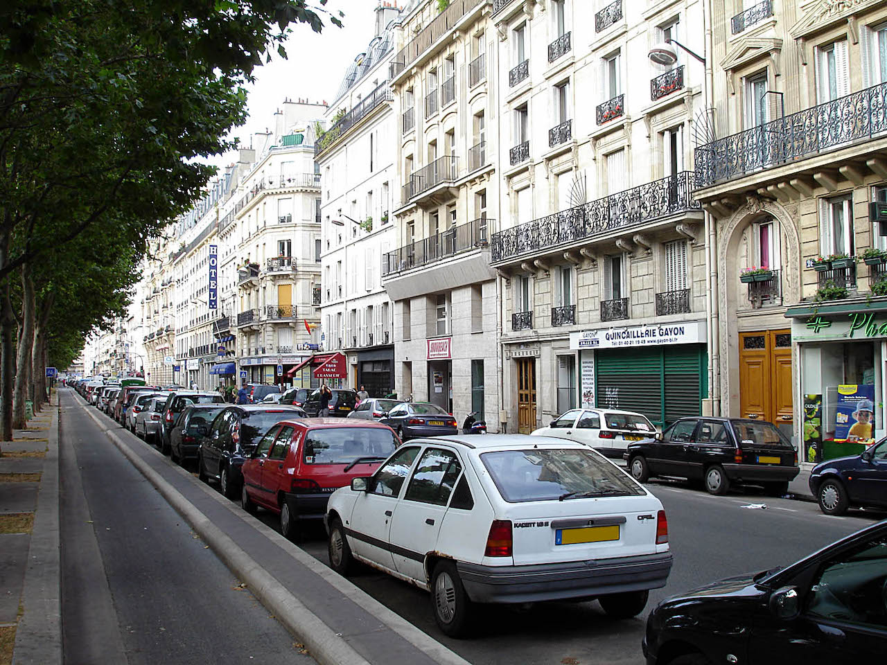 paris sdf