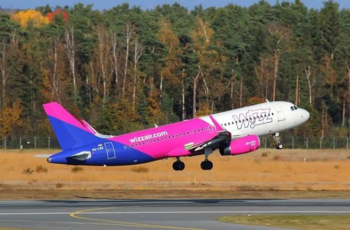 Un avion décharge ses passagers à la mauvaise destination