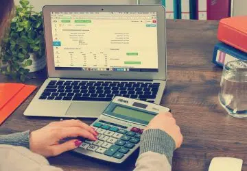 Pas d'argent pour payer les impôts : que faire ?