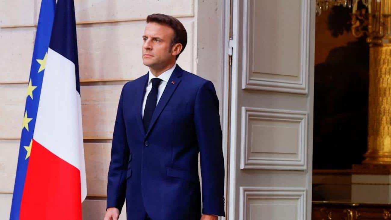 emmanuel macron boulette investiture