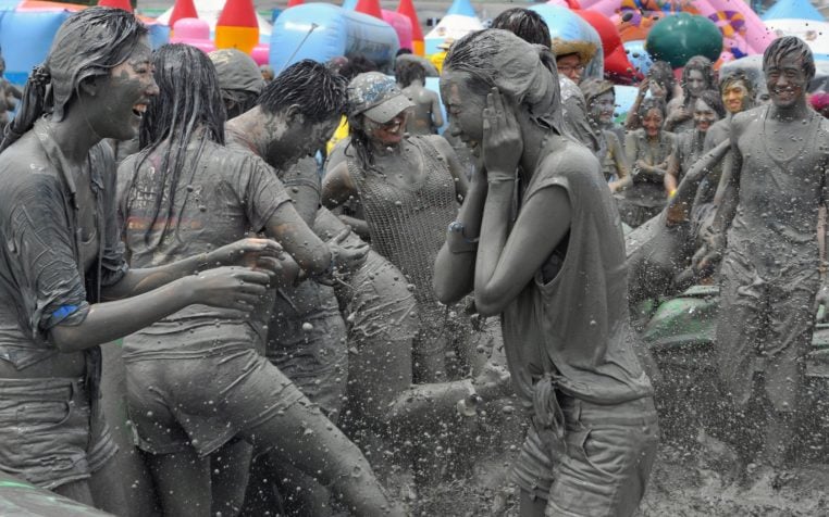 Fete de la boue