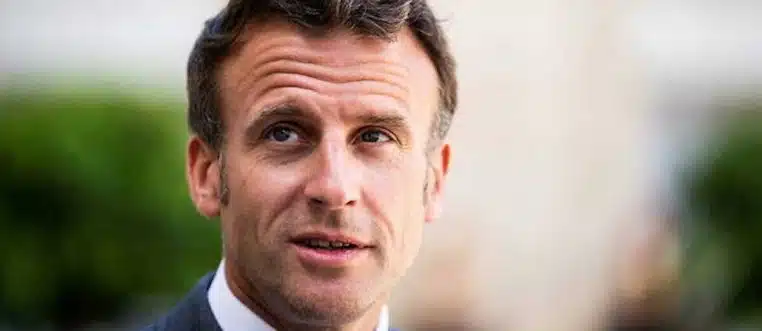 emmanuel macron president bosseur
