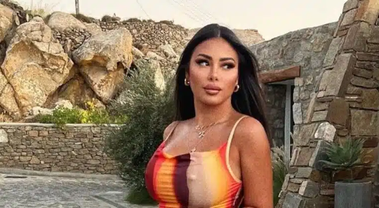 maeva ghennam photo affole fans