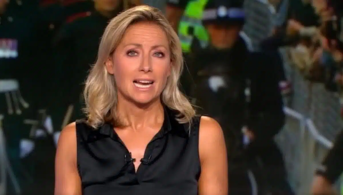 JT 20h France 2 : Anne-Sophie Lapix devant Gilles Bouleau