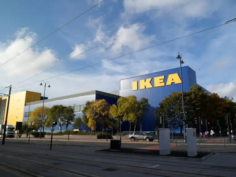 ikea transformer salon piece luxueuse