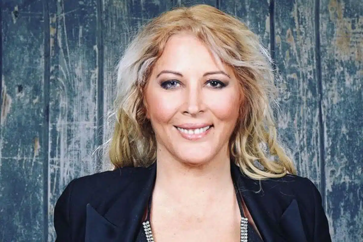loana decollete nouvelles xxl instagram