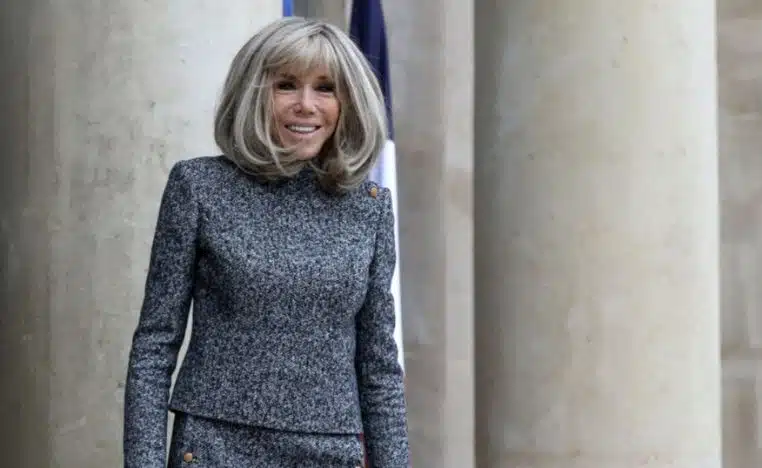 brigitte macron couleur cheveux