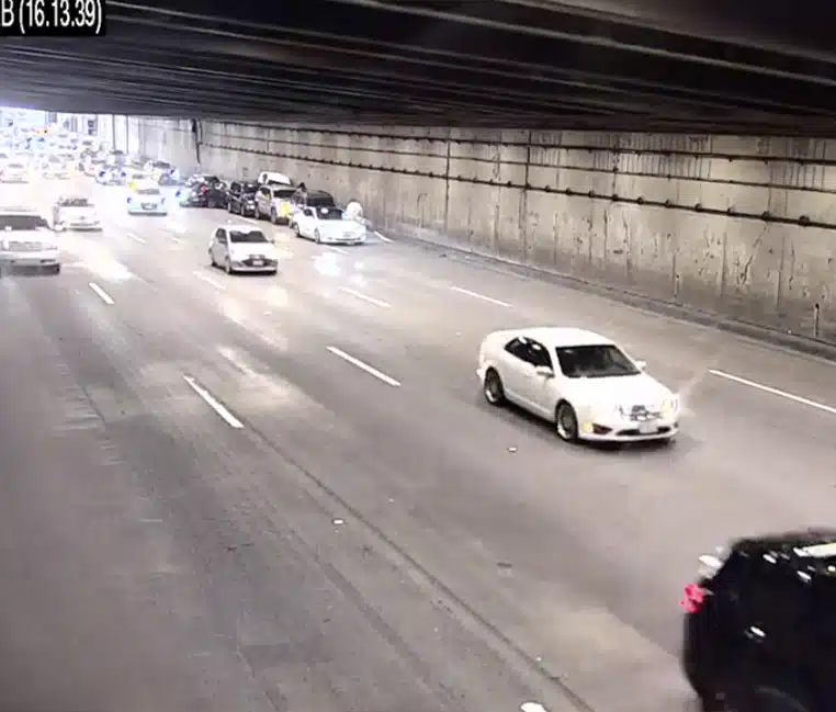 Tesla accident San Francisco voitures