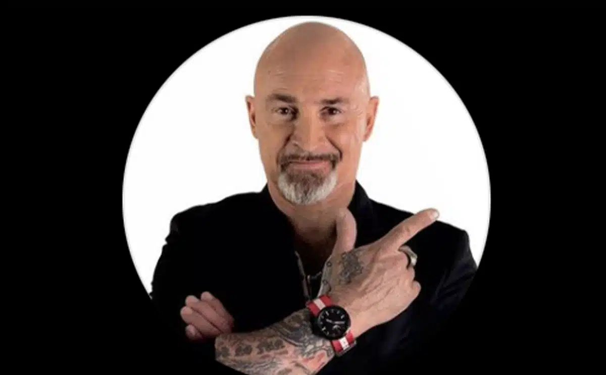 Vincent Lagaf’ animateur confidences enfance adopté adoption