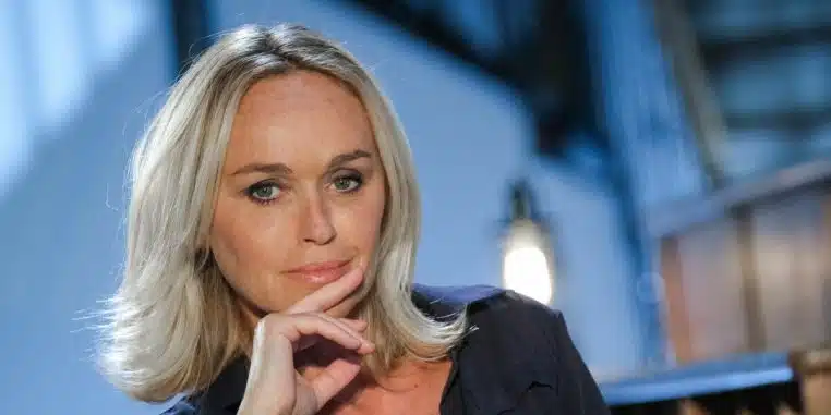 cécile de ménibus agression cauet rocco sifredi émission radio télévision france