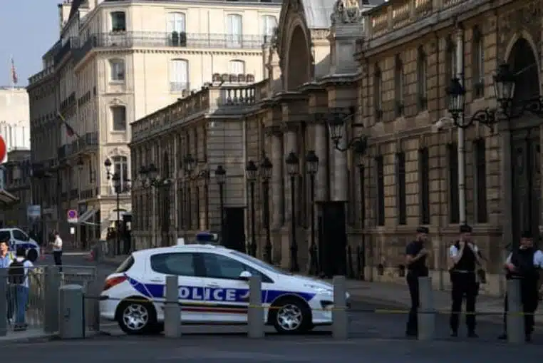 attentat elysee