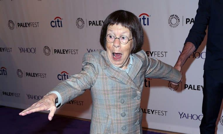 dessins animés film cinéma acteur actrice linda hunt edna mode indestructibles disney