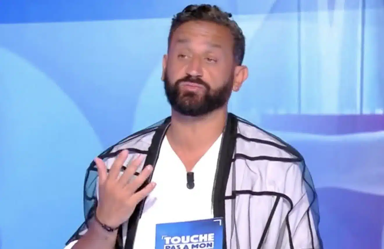 Cyril Hanouna donne des nouvelles d'une chroniqueuse absente