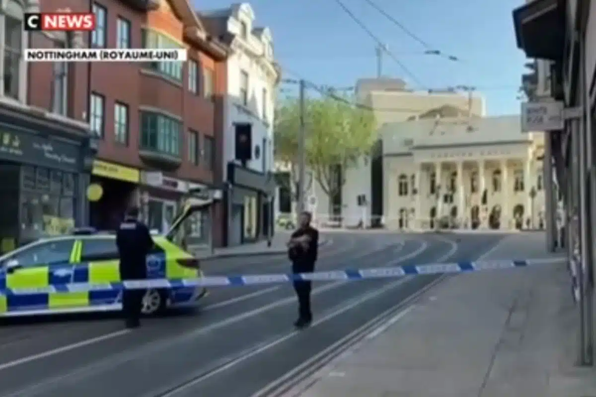 Nottingham fusillade rue (2)