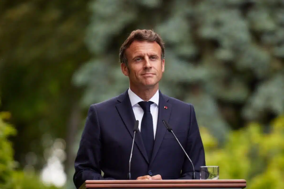 video emmanuel macron demission (2)