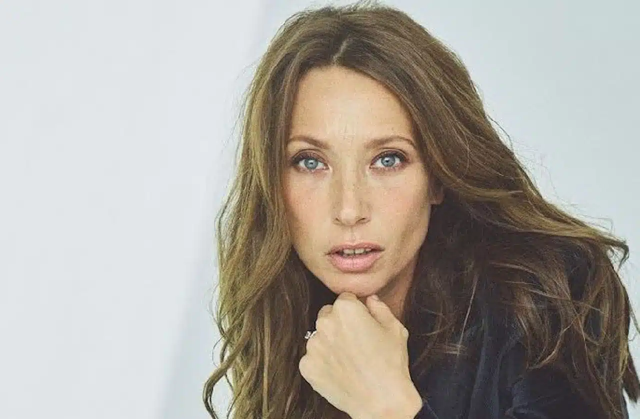 laura smet
