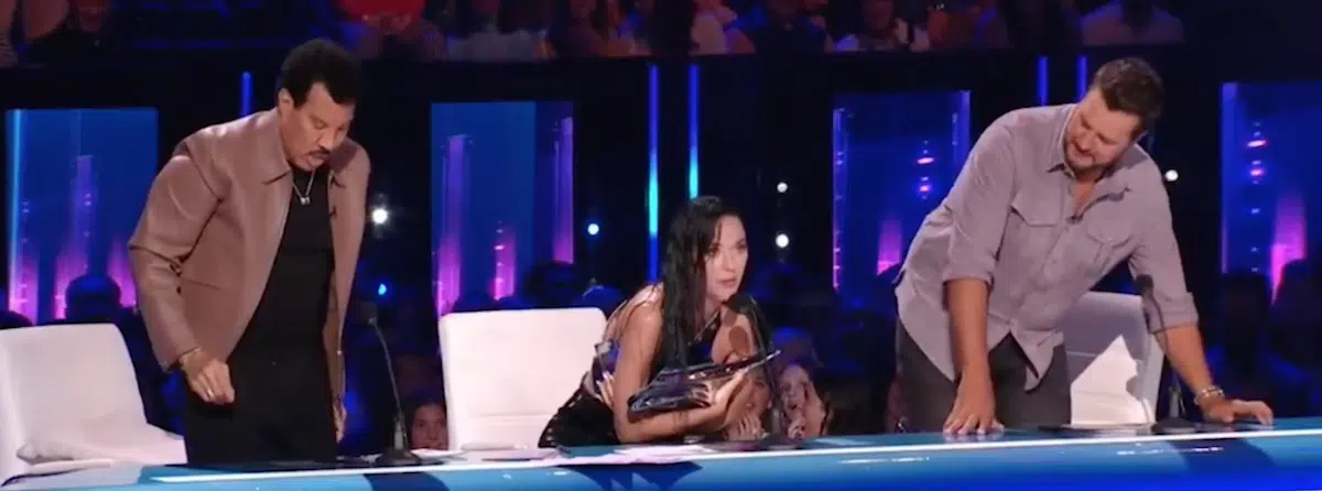 katy perry perd son haut direct tele