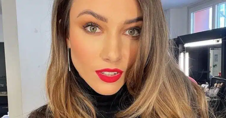 delphine wespiser enceinte nouvelle video affole toile